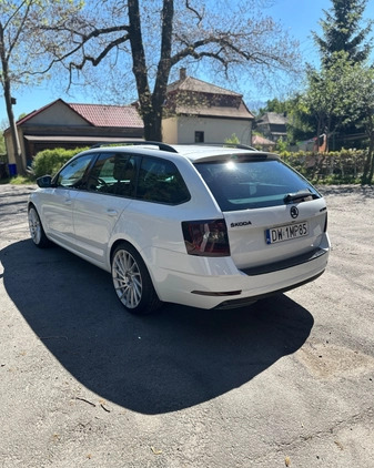 Skoda Octavia cena 20000 przebieg: 199000, rok produkcji 2017 z Bogatynia małe 121